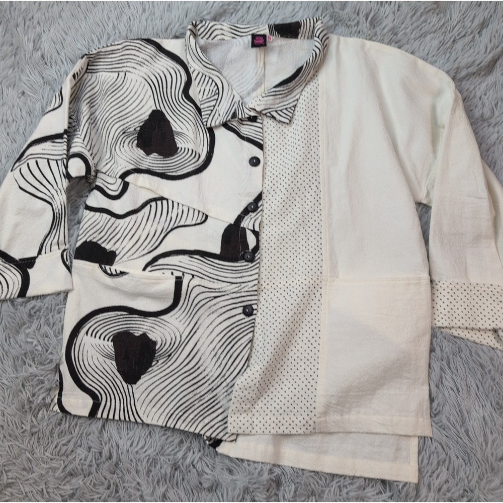 Cupcake Jacket Womens M White Black Abstract Button Up Preppy Lightweight New